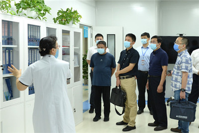 濱州醫(yī)學(xué)院附屬醫(yī)院法醫(yī)司法鑒定所順利通過(guò)省司法廳法醫(yī)病理、視聽(tīng)覺(jué)功能鑒定增項(xiàng)現(xiàn)場(chǎng)評(píng)審