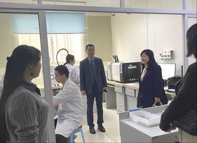 法醫學院黨委書記封韜一行赴福建華閩、晟藍、中衛司法鑒定機構開展訪企拓崗及交流學習